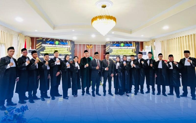 Dari Pena ke Pengadilan: Devi Astika, Jurnalis Bengkulu Resmi Sandang Gelar Advokat