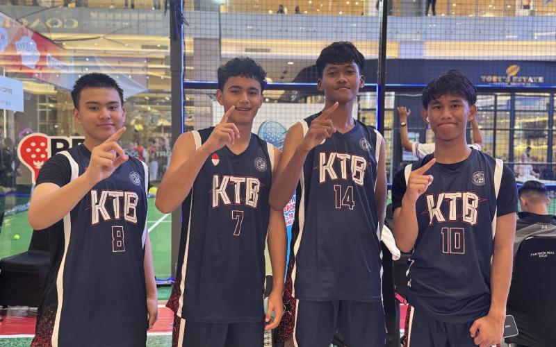 Tim Basket SMA KTB Sabet Juara 1 Turnamen Pakuwon Sport 3 on 3 Basketball U16