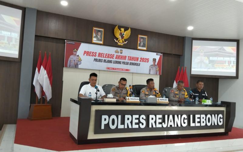 Kegiatan Press Release Akhir Tahun 2025 dan Pemusnahan Barang Bukti Hasil Pengungkapan Polres Rejang Lebong