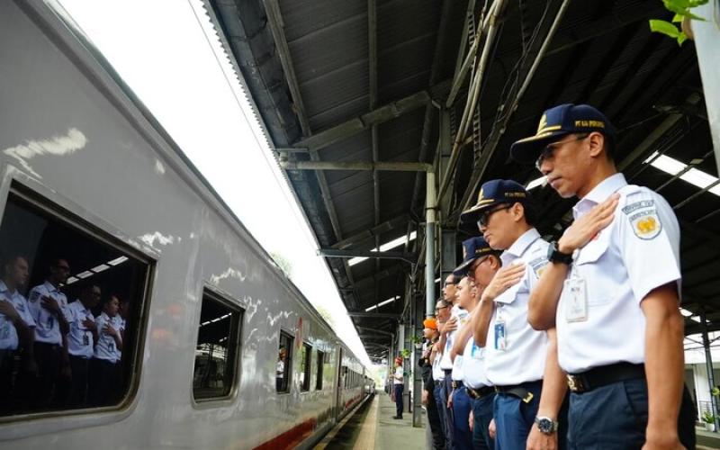 KAI Divre IV Tanjung Karang Pasang Sensor Pemantau di Jalur Rawan