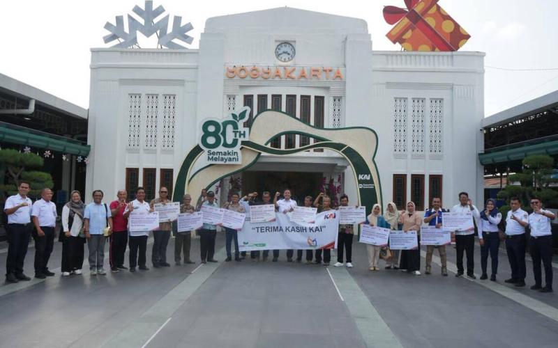Wujud Kepedulian Sosial, KAI Daop 6 Yogyakarta Salurkan Bantuan TJSL Senilai Rp390.341.000,-