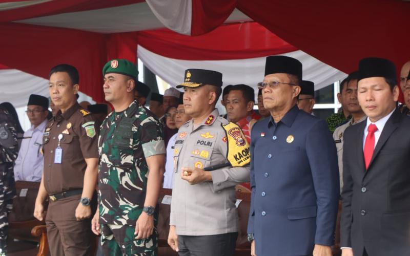 Kapolda Bengkulu Hadiri Upacara Hari Amal Bakti Kementerian Agama ke-80 di Kantor Gubernur