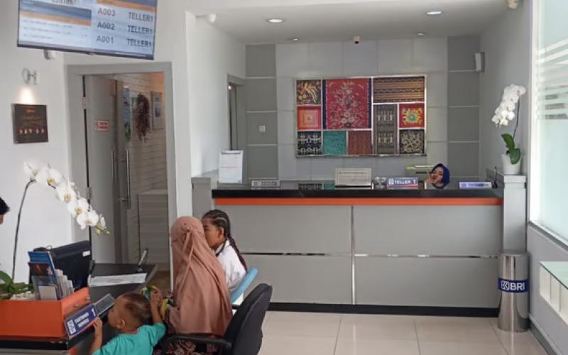 Bank Rakyat Indonesia KCP Pasar Pagi Mangga Dua Layani Kebutuhan Nasabah Melalui Weekend Banking