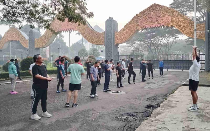 Pererat Kebersamaan, Manajemen BRI Region 6 Gelar Jogging Bersama di Kawasan TMII
