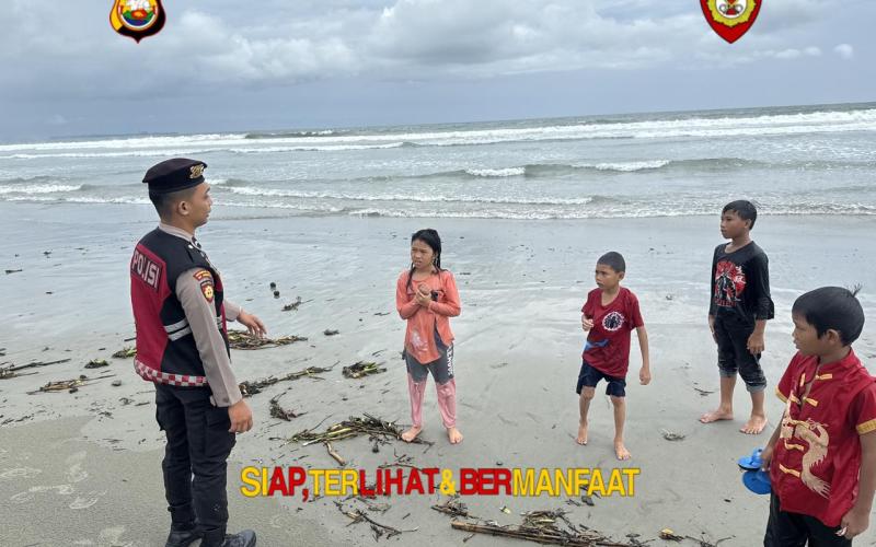 Personel Pos Shelter Laksanakan Patroli Jalan Kaki