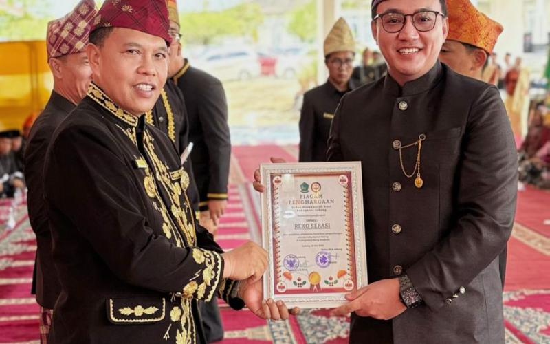 Reko Serasi Menerima penghargaan dari Pemerintah Kabupaten Lebong