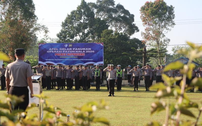 Wakapolres Kepahiang Pimpin Apel Pagi, Tekankan Disiplin Personel dan Kepedulian Lingkungan