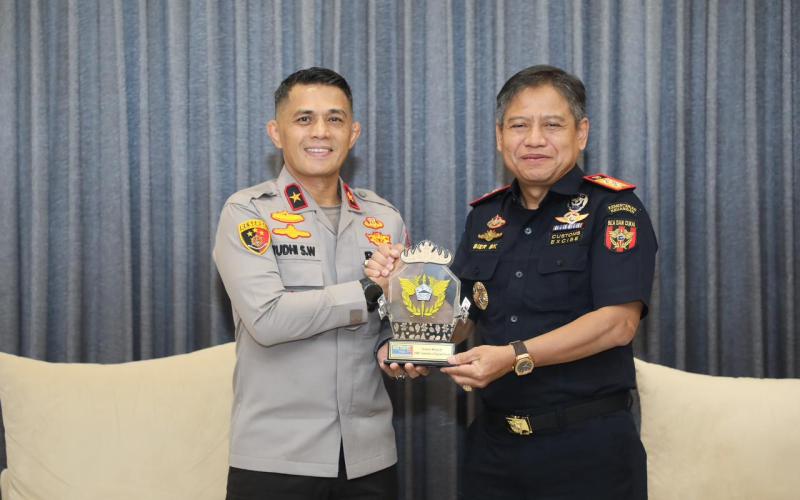 Kapolda Bengkulu Terima Silaturahmi Kepala Kanwil DJBC Sumatera Bagian Barat, Perkuat Sinergi Pengamanan