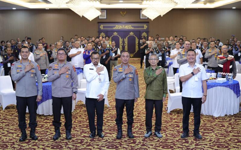 Buka Pelatihan Satkamling 2026, Kapolda Sumsel Tekankan Gotong Royong dan Pemanfaatan Teknologi