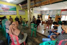 Bhabinkamtibmas Polsek Bunga Mas Mediasi Warga dan Empat Remaja Pembuat Onar