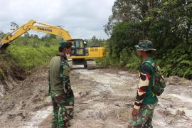 Satgas TMMD Rancang Pembangunan Jembatan Penghubung di Kelurahan Kampuri