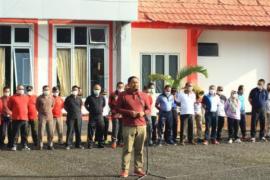 Bupati perintahkan Jajaran Pemkab Bengkulu Utara geber vaksinasi saat apel pagi di Halaman Pemkab. Inews TV/Ismail Yugo