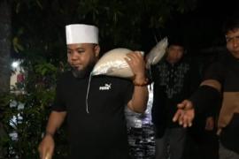 Ngadu ke Walikota Minta Bantuan, Walikota datang Langsung Mengantarkan Beras