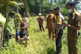 Bersama Pemdes, Bhabinkamtibmas Mediasi Warga Tumbuk Tebing