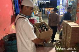 Polsek Sukaraja Sita Miras, Tuak dan Petasan