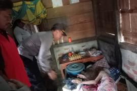 Polsek Batik Nau Bagikan Bantuan Sosial Kemanusiaan Untuk Masyarakat