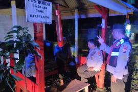Sambangi Pos Ronda, Polsek Lais Sampaikan Pesan Kamtibmas