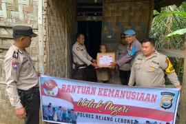 Lagi, 25 Paket Bansos Dibagikan Polres Rejang Lebong Kepada Warga yang Membutuhkan