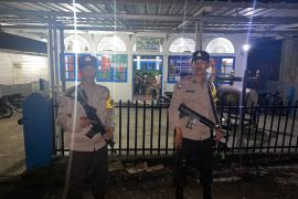 Polsek Padang Ulak Tanding Laksanakan Kegiatan Pengamanan Ibadah Salat Tarawih