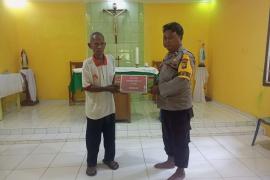 Rangakaian HUT Bhayangkara ke-77, Polsek Talo Salurkan Bansos kepada Warga Desa Margosari 