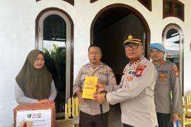 Berikan Perhatian, Polres BS Gelar Bakti Kesehatan Home Visit Kepada Anggota yang Sakit Menahun 