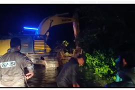 Longsor Tutup Akses Jalan Lebong-Rejang Lebong