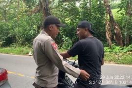 Jaga Keamanan, Polsek Sindang Kelingi Gelar Pemeriksaan Disertai Penyampaian Himbauan