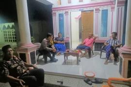 Sambang DDS Malam, Bhabinkamtibmas Berikan Imbauan Kepada Warga Binaan 