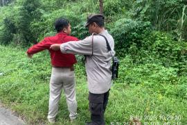 Antisipasi Kejahatan Dijalan, Polsek Sindang Kelingi Gelar Razia Sajam dan Senpi