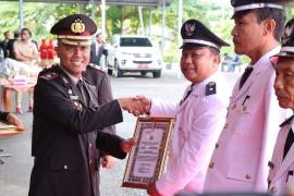 Peringati HUT Bhayangkara ke 77, Polres Kaur Gelar Upacara dan Berikan Penghargaan Kepada 59 Personel 
