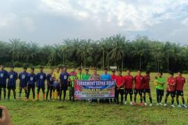 Polsek Giri Mulya Hadiri Pembukaan Turnamen Bola Kaki di Desa Suka Makmur