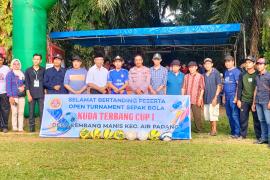 Laksanakan Pengamanan dan Monitoring, Kapolsek Lais dan Anggota Hadiri Pembukaan Turnamen Sepakbola