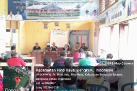 Kapolsek Pino Raya dan Bhabinkamtibmas Hadiri Rapat Persiapan Menyambut Peringatan HUT RI ke 78