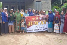 Polres BU Jumat Curhat Bersama Warga Penerima Bansos PKH 