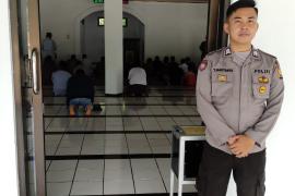 Pastikan Ibadah Lancar, Polsek Giri Mulya Amankan Kegiatan Shalat Jumat di Masjid Jamik Al Huda