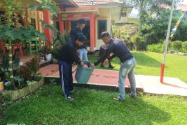 Rutin, Polsek Muara Sahung Gelar Kebersihan Seputaran Mako Ciptakan Kenyamanan