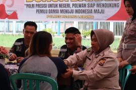 Sambangi Polwan Polres Rejang Lebong Gelar Bakti Kesehatan di Lapas Kelas II A Curup, Bhabinkamtibmas Sampaikan Imbauan 