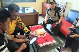 Kapolsek Lais Sosialisasikan Polri Super App, Ajak Perangkat Desa Unduh Aplikasi