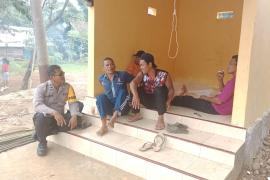 Tampung Aspirasi Masyarakat, Polisi RW Polsek Giri Mulya Sambang Desa