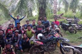 Polsek Giri Mulya Bakti Sosial Bersama Comunitas Trail Adventure Gaco Mangkat 