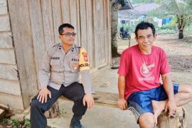 Tampung Aspirasi Masyarakat, Polisi RW Polsek Giri Mulya Sambang Desa Rena Jaya