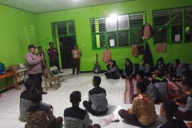 Polsek Giri Mulya Hadiri Pelantikan Penegak Gudep 3036 SMA N 9 Bengkulu Utara