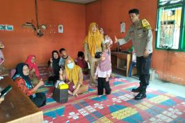 Dukung Percepatan Penurunan Stunting, Bhabinkamtibmas Sambangi Posyandu