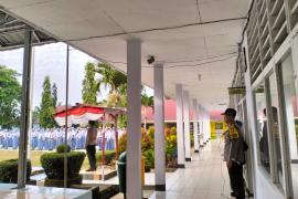 Police Goes To School, Kanit Binmas Polsek Lais Menjadi Pembina Upacara di SMAN 03 Bengkulu Utara