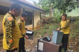 Ciptakan Lingkungan Bersih, Polsek Giri Mulya Melakukan Kebersihan Mako