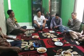 Bhabinkamtibmas Polsek Kaur Selatan Melaksanakan Problem Solving Terkait Kejadian Tindak Pidana Penusukan 