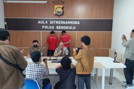 Jadi Kurir Narkoba, Dua Warga Kota Bengkulu Ditangkap Polda Bengkulu 