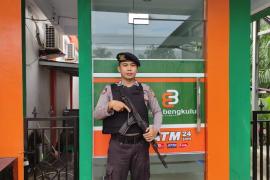 Cegah Tindak Kriminalitas, Polsek Giri Mulya Lakukan Pengamanan Obvit Bank Bengkulu Capem Giri Mulya