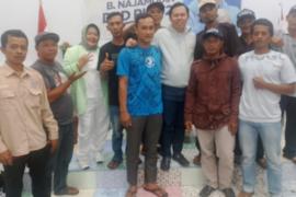 Terharu Sambutan Warga, Sulan: Mari Kita Lanjutkan Perjuangan
