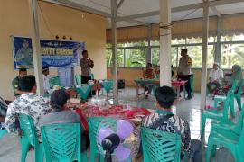 Tampung Aspirasi Masyarakat Polsek Kota Padang Laksanakan Jumat Curhat di Balai Desa Periang